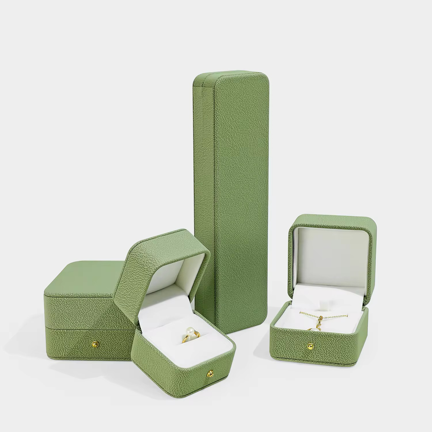 Elegant Green Leather Ring Box Round Edge Design Metal Snap Fastener for Wedding Gift Jewelry Presentation